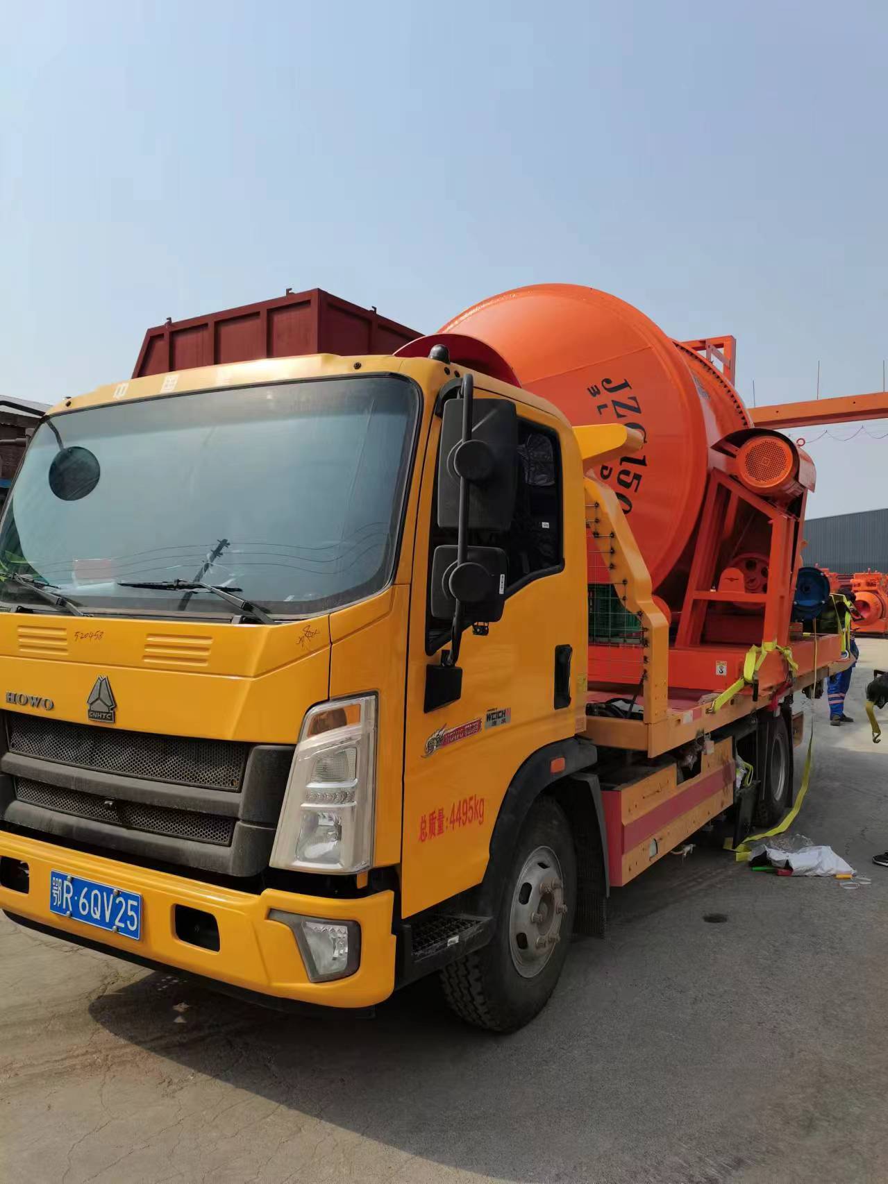 JZC1500滾筒式攪拌機發(fā)貨